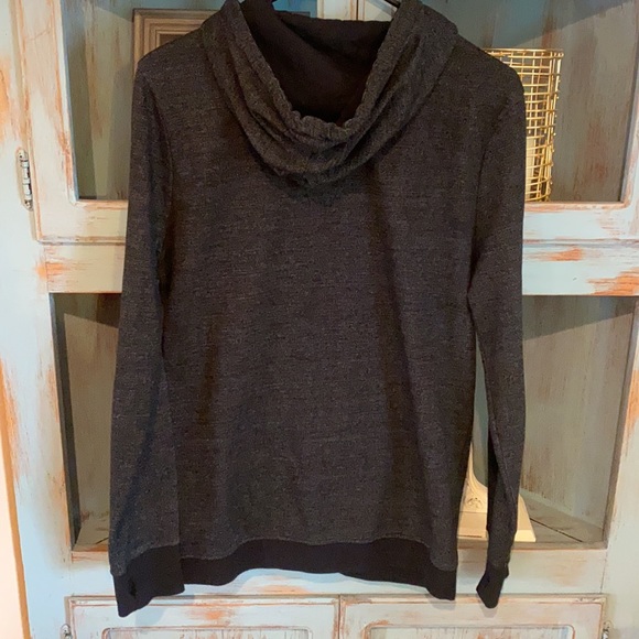 Pact organic hoodie size small - Picture 5 of 10